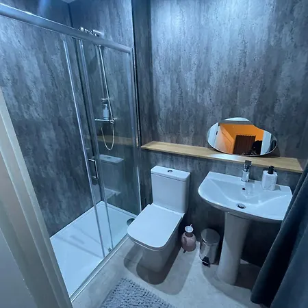 Stylish Apartment In Leeds City Centre Central Station Exterior photo